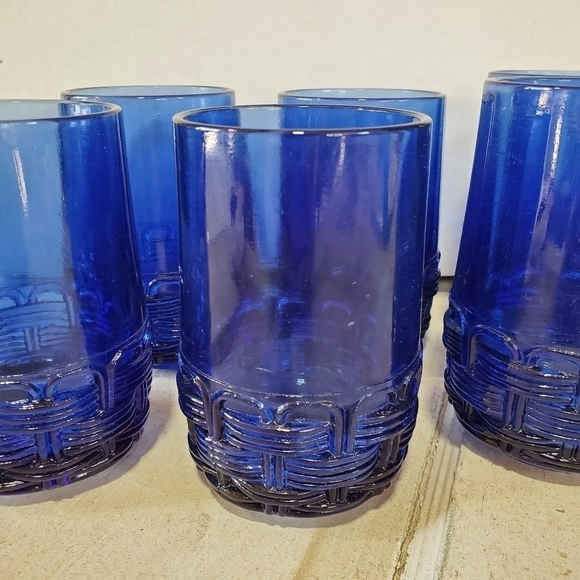 Vintage LE Smith basket weave pattern thick cobalt blue heavy glasses set of 2 - Picture 11 of 11